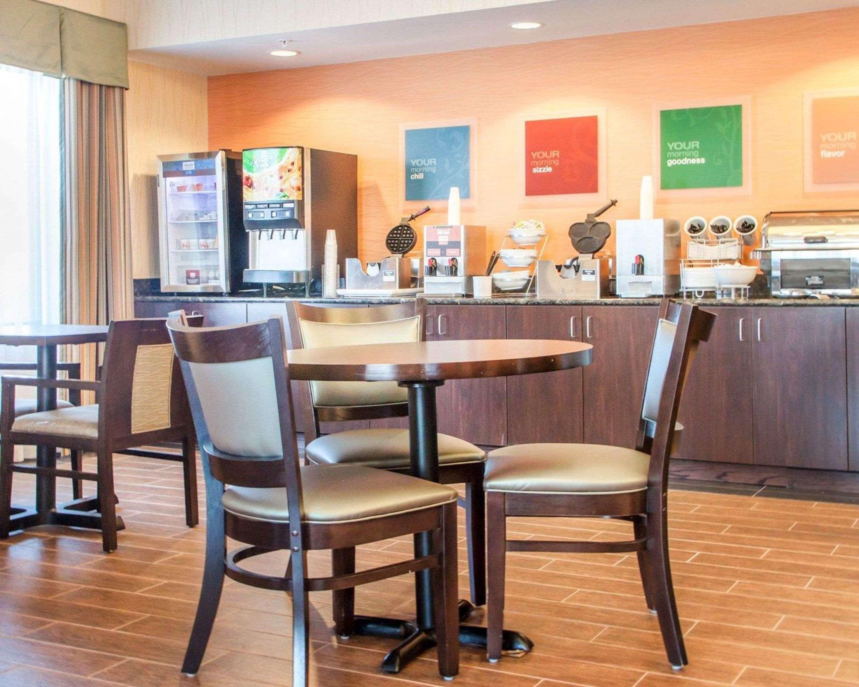 Comfort Inn & Suites Woodward Exteriör bild