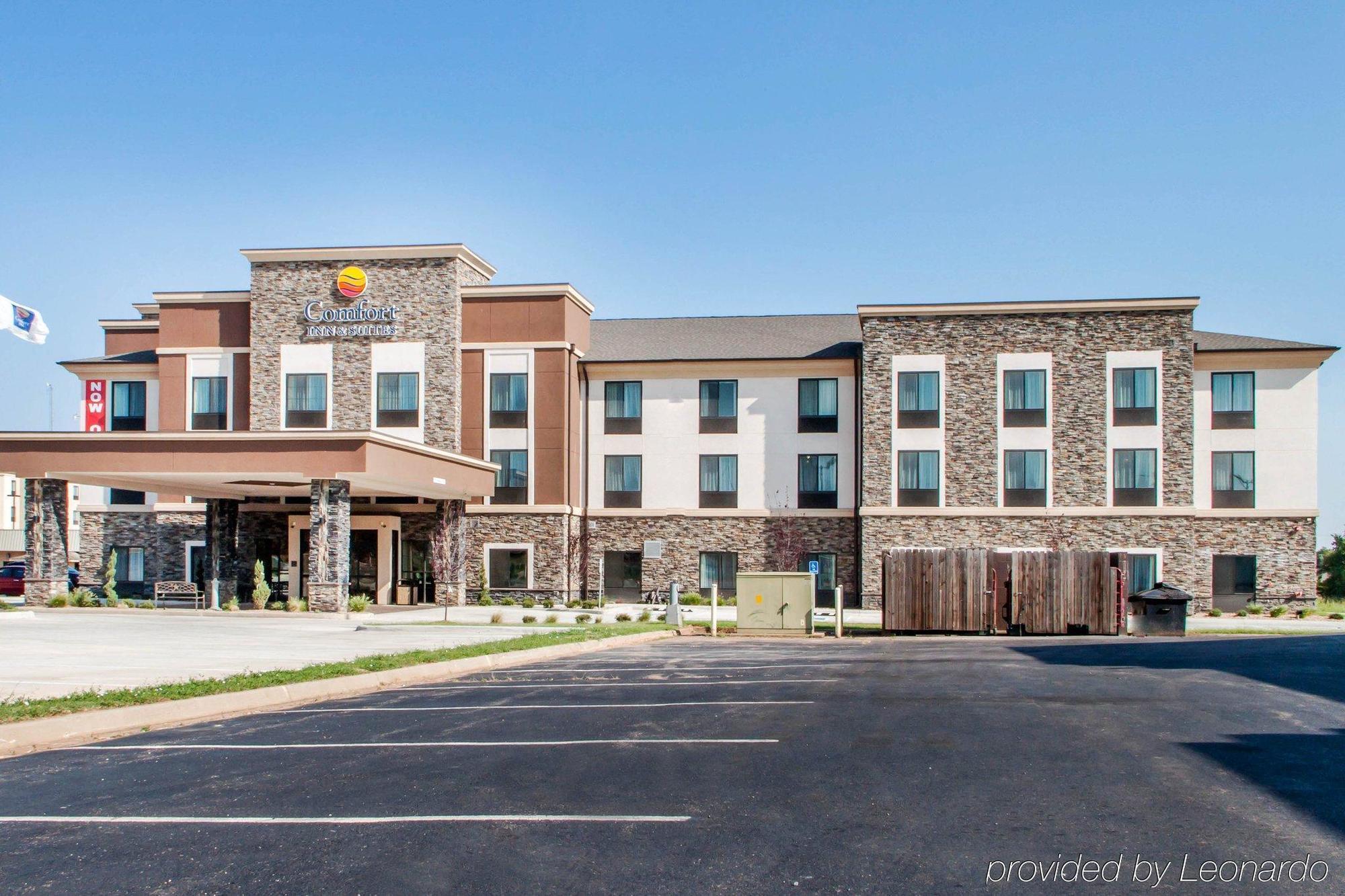 Comfort Inn & Suites Woodward Exteriör bild